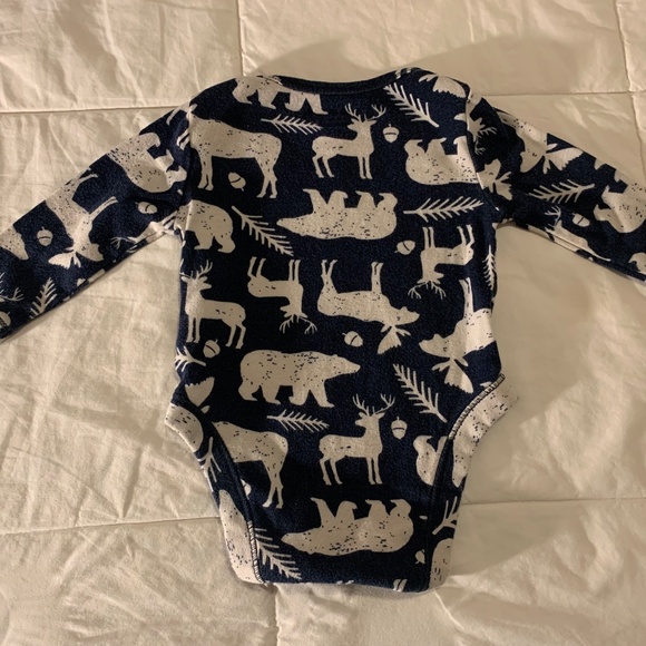 PACK OF 2 ITEMS Old Navy White Puffer Vest & Navy Blue Winter Onesie | 0-3M - Picture 11 of 11